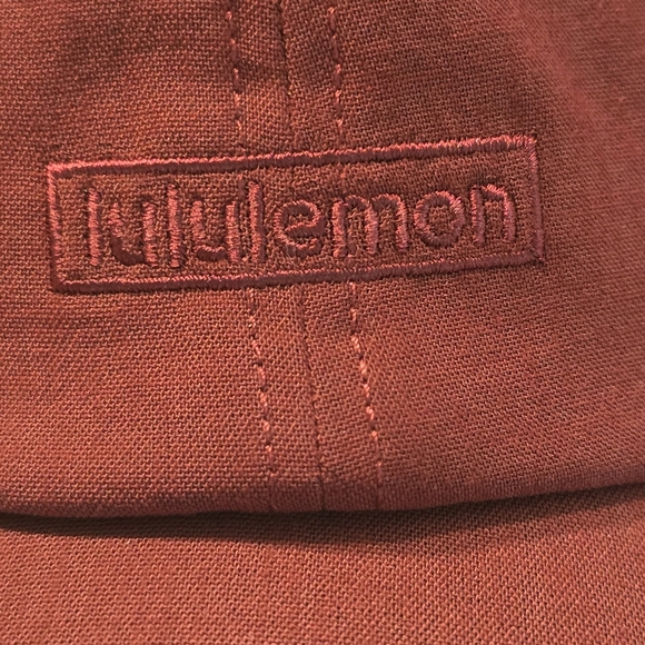 lululemon Burgundy Deep Luxe Baller Hat Athletic Lightweight Cap NWT - Picture 6 of 9